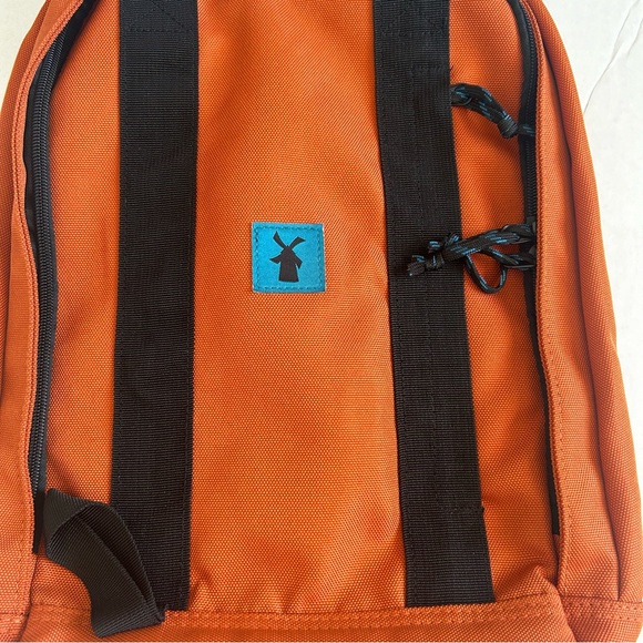 Dutch Bros Burnt Orange Backpack NWOT - Picture 2 of 7